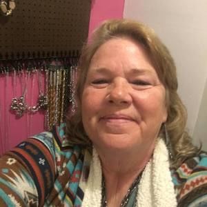 Meet your Posher, Deirdre